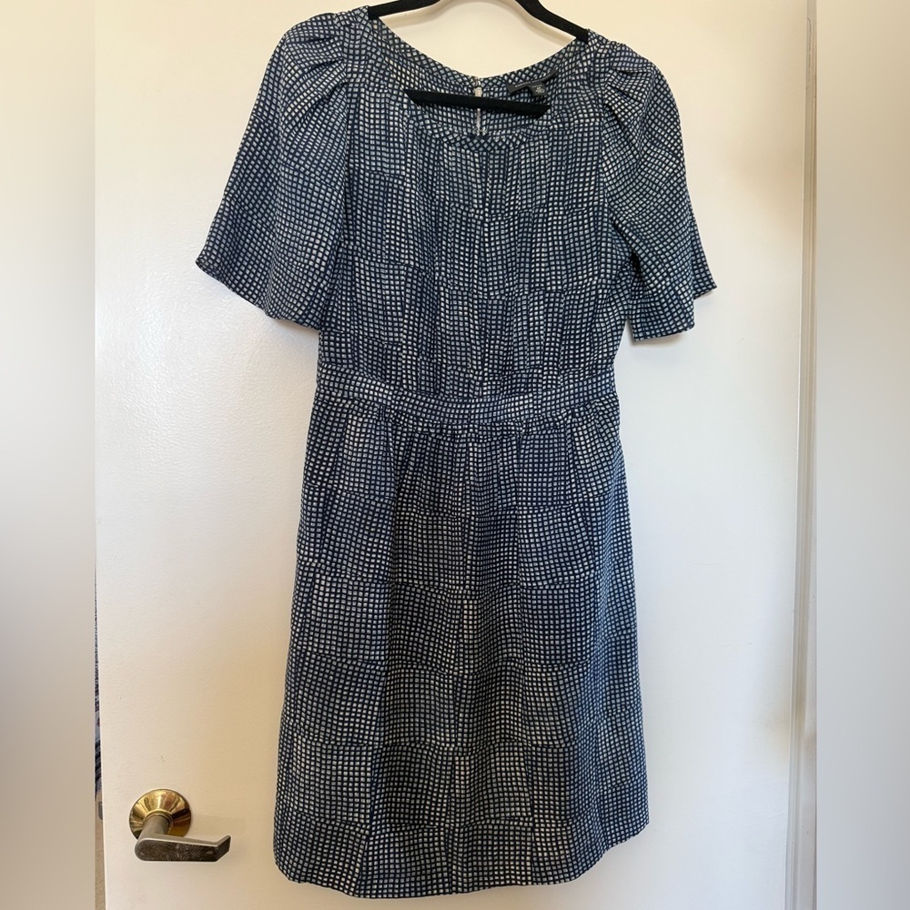 Banana Republic 100% Silk Lined Short Sleeve Print Mini Dress in Size 4P